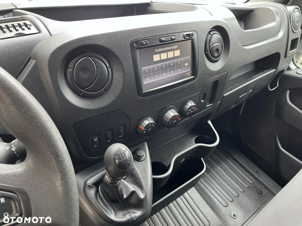 Renault Master Izoterma Winda - 22