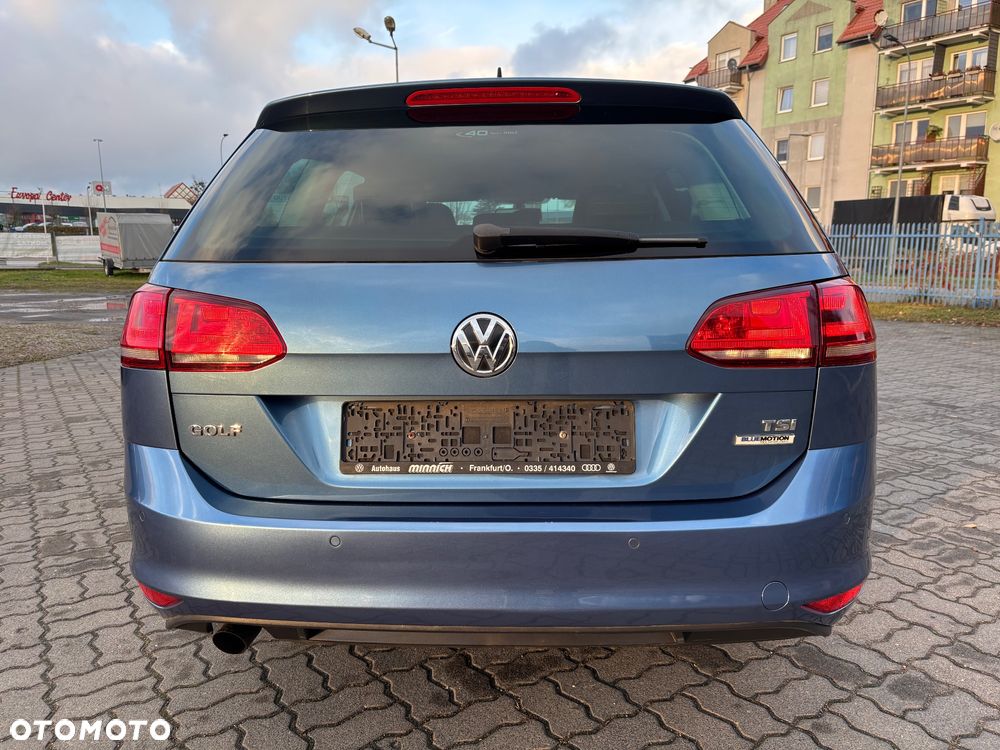 Volkswagen Golf 1.2 TSI BlueMotion Technology Cup - 10