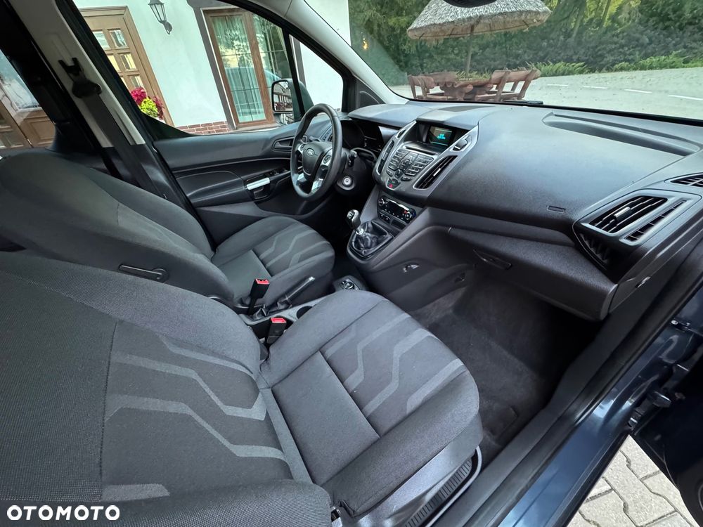 Ford Tourneo Connect Grand - 30