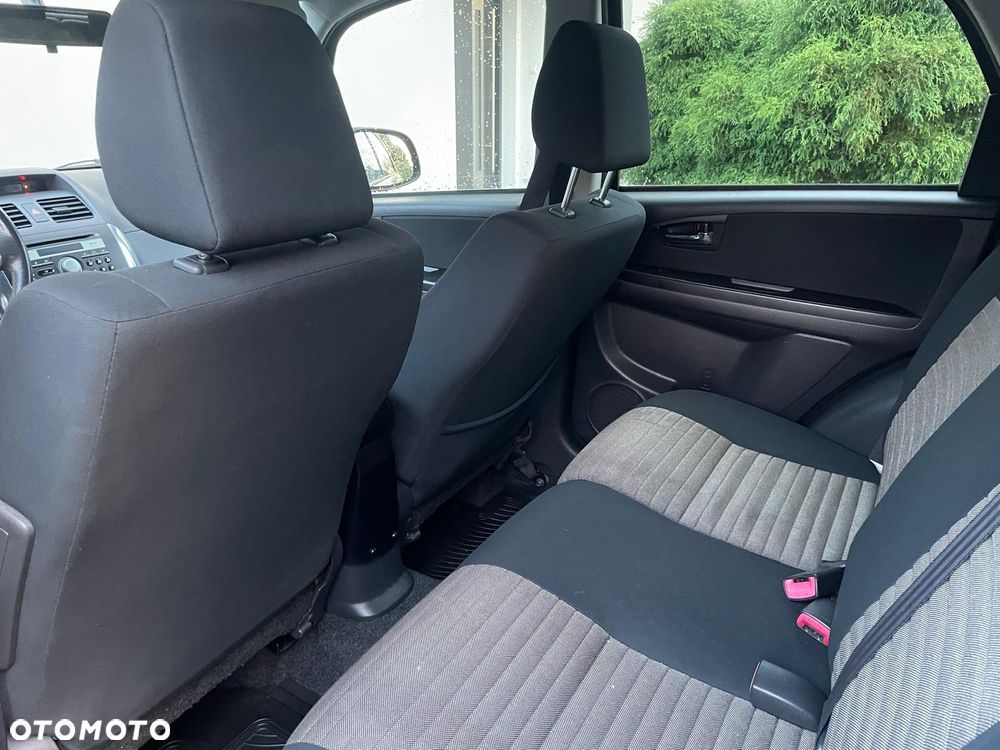 Fiat Sedici 1.6 16V 4x4 Emotion - 6
