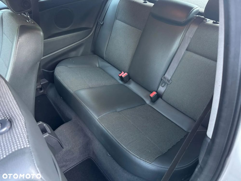 Opel Astra - 10