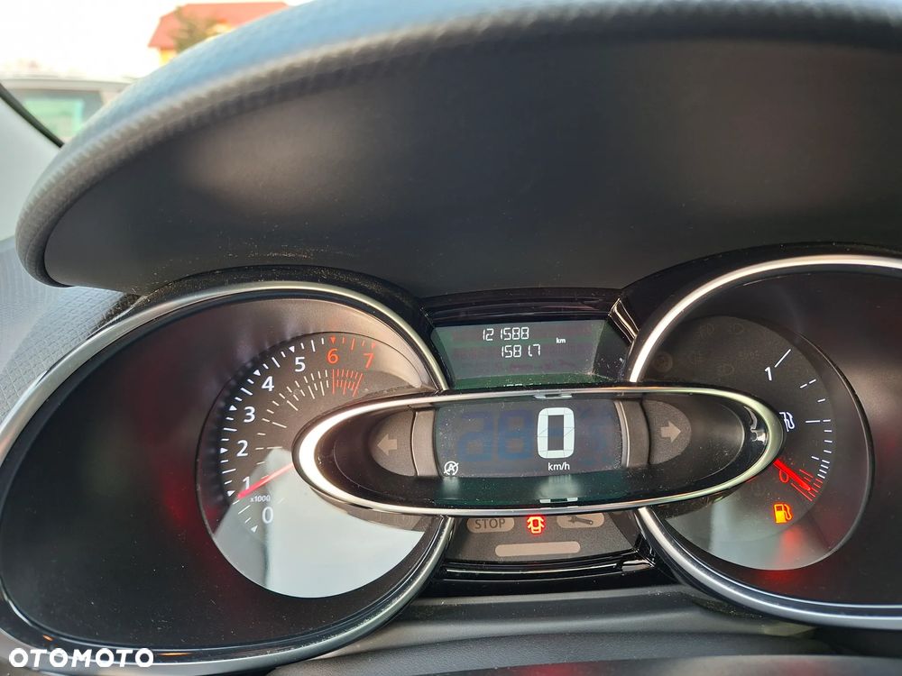 Renault Clio TCe 100 TomTom Edition - 24