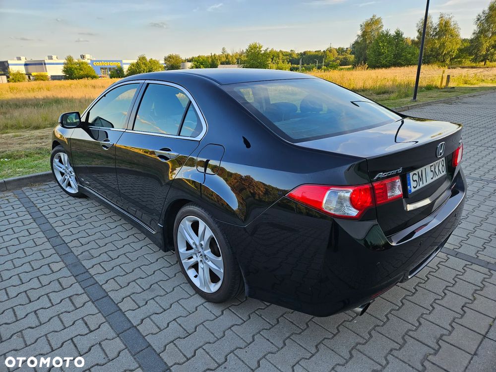 Honda Accord 2.4 Type S - 2