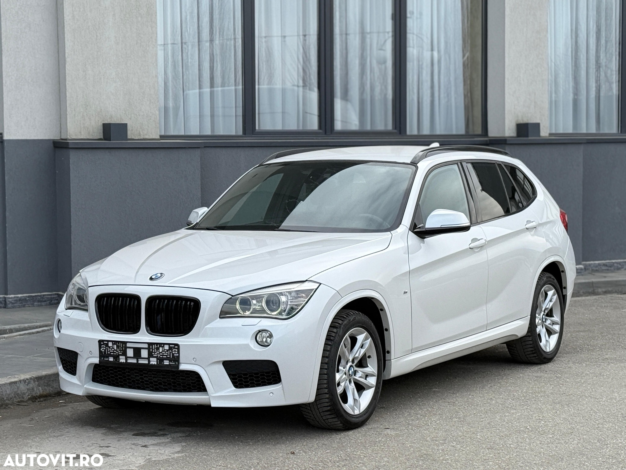 BMW X1 xDrive20d Aut. Sport Line - 11