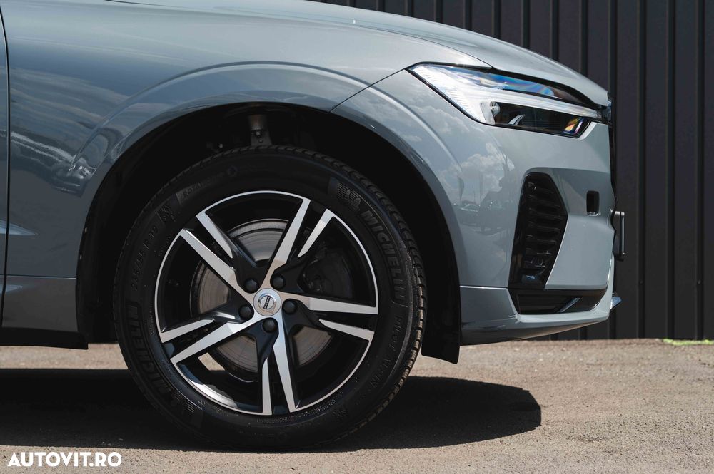 Volvo XC 60 B4 MHEV AT8 AWD R-Design - 14