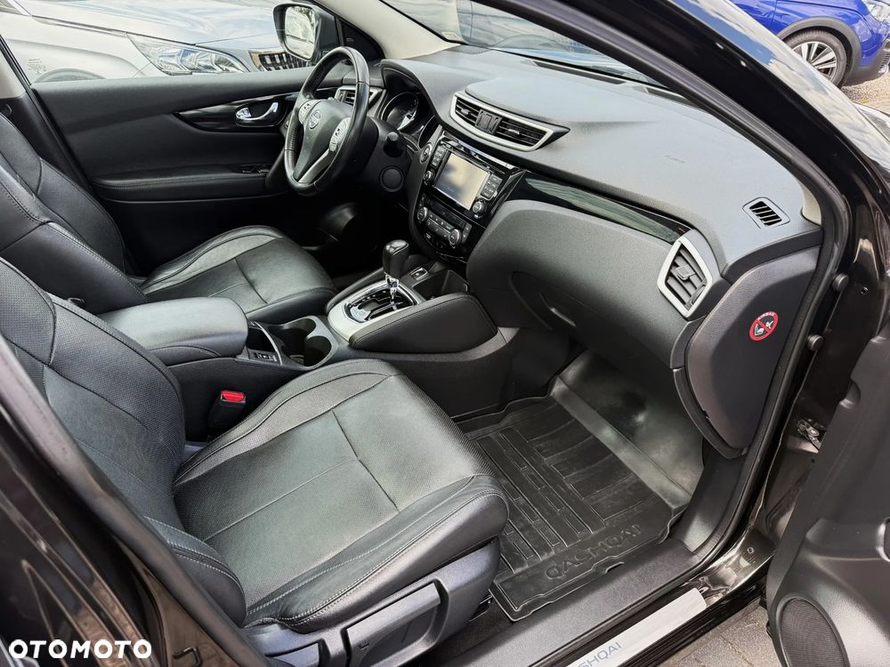 Nissan Qashqai 1.6 dCi Xtronic TEKNA+ - 15