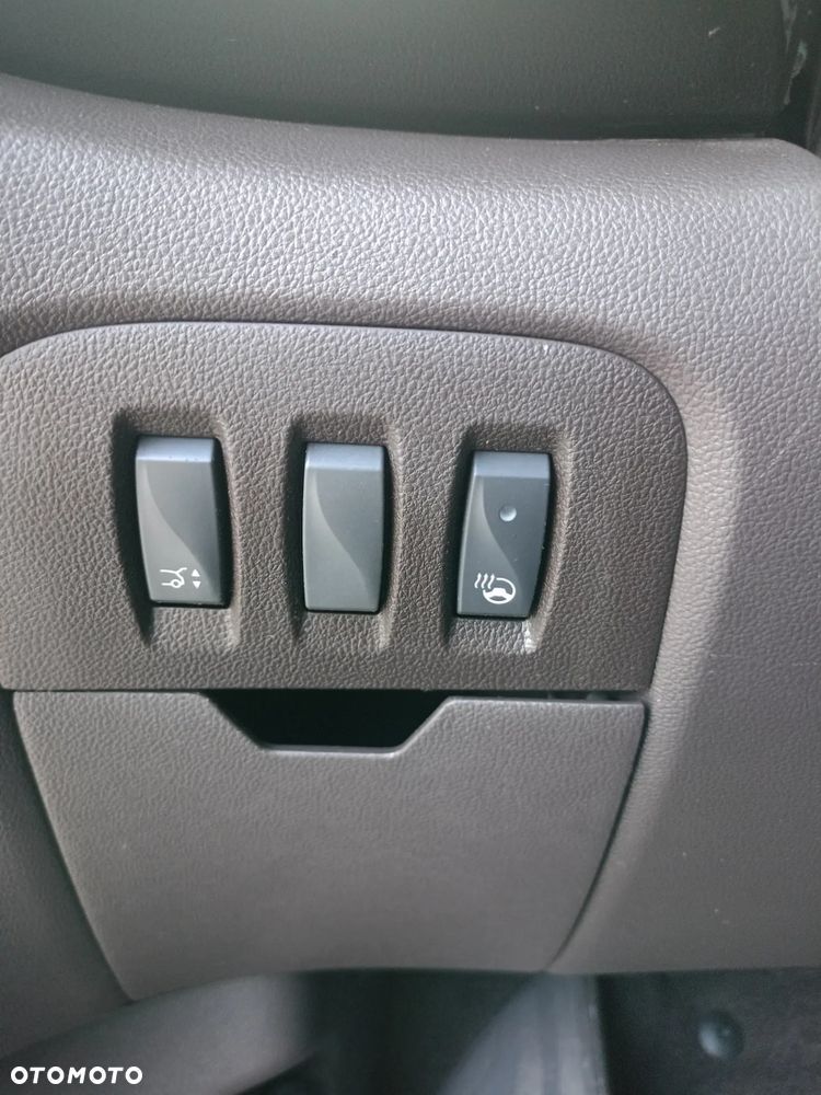 Renault Espace 1.6 dCi Energy Initiale Paris EDC 7os - 29