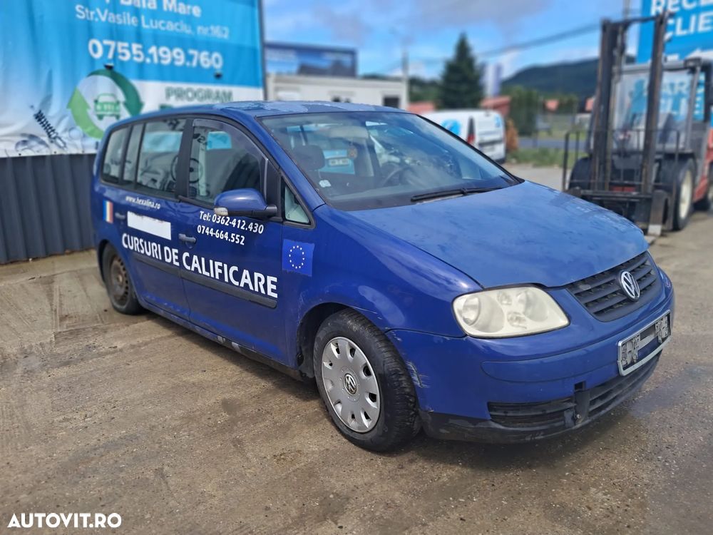 Dezmembrez Volkswagen Touran 2004 MONOVOLUM 1.6 FSI, benzină, COD MOTOR : BAG - 1