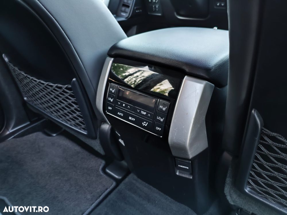Toyota Land Cruiser 2.8l D-4D 204 CP A/T Luxury Black Matte Edition - 9