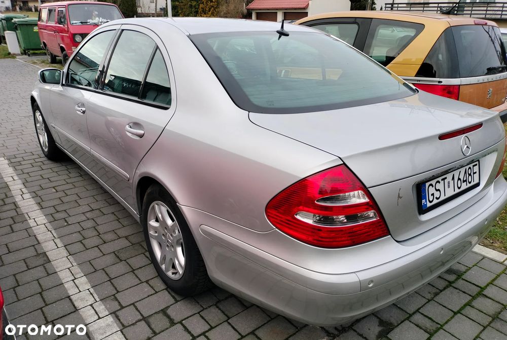 Mercedes-Benz Klasa E 200 Kompressor Automatik Classic - 3