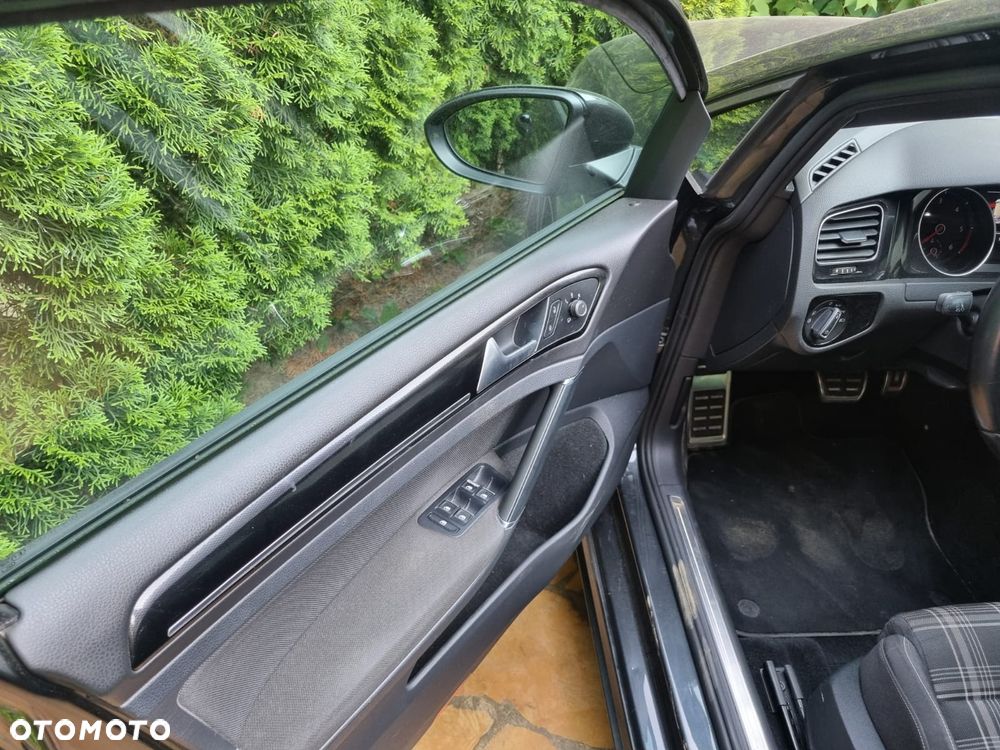 Volkswagen Golf GTD 2.0 TDI SCR DSG - 13