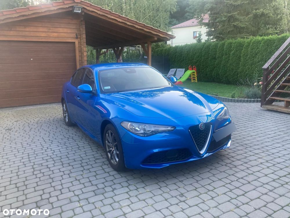 Alfa Romeo Giulia - 4
