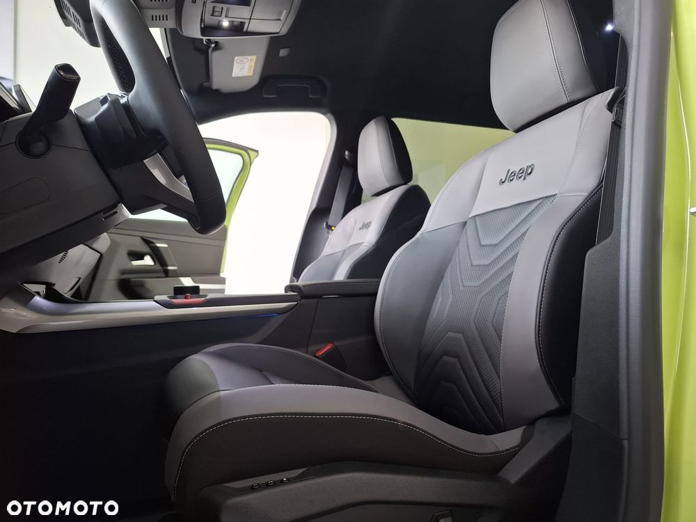 Jeep Compass 74 kWh First Edition - 12