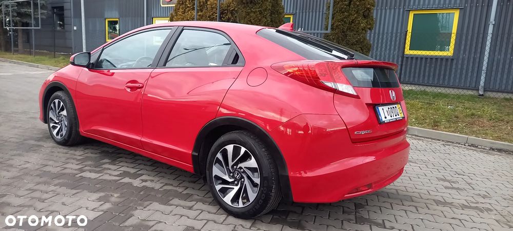 Honda Civic 1.4 i-VTEC Sport Black Edition - 11