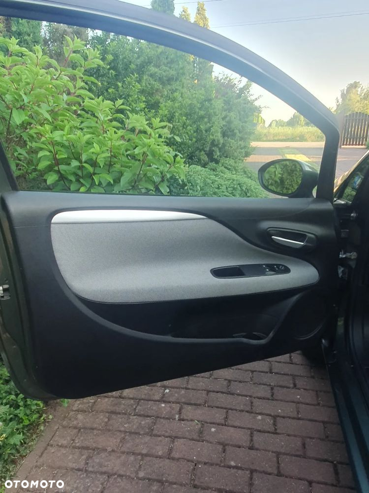 Fiat Punto Evo 1.4 8V Estiva Blue&Me Euro5 - 20