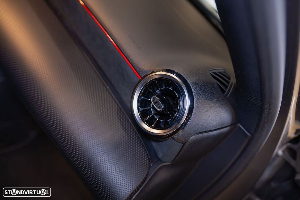 Mercedes-Benz A 180 Limousine d AMG Line Aut. - 35