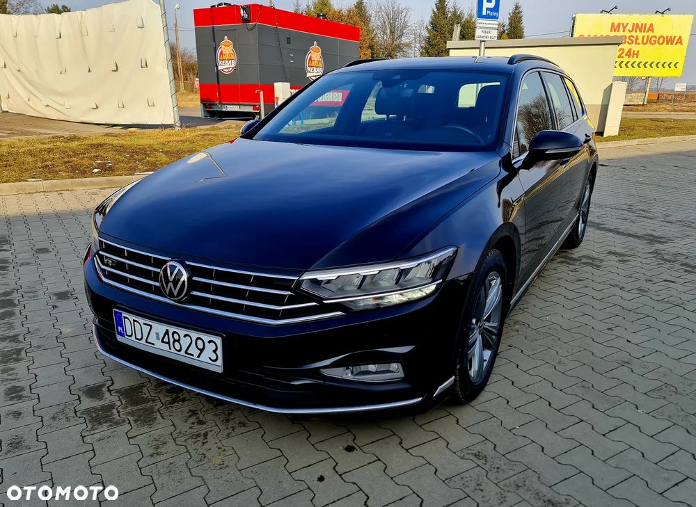Volkswagen Passat ver-variant-2-0-tdi-scr-dsg-r--line - 1