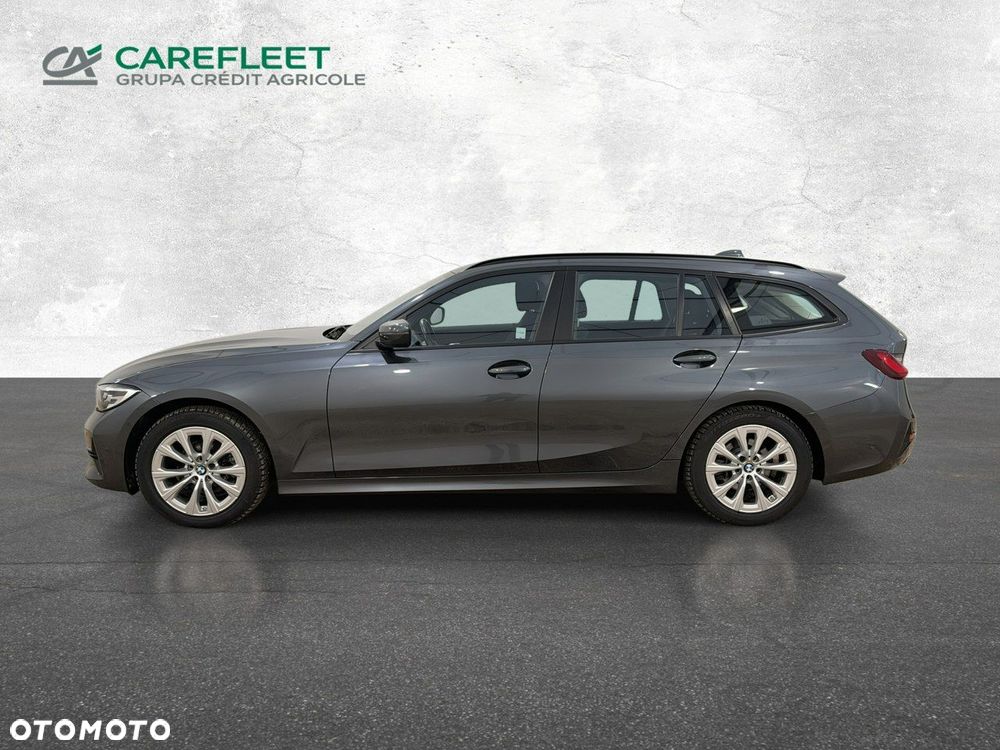 BMW Seria 3 318i - 8