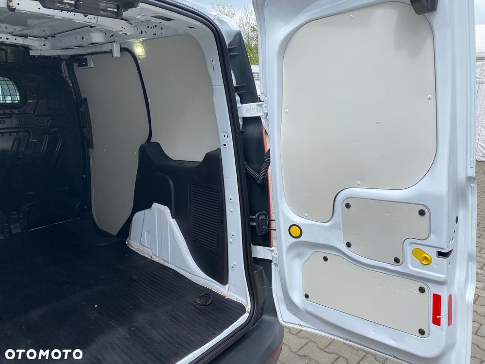 Ford CONNECT - 22