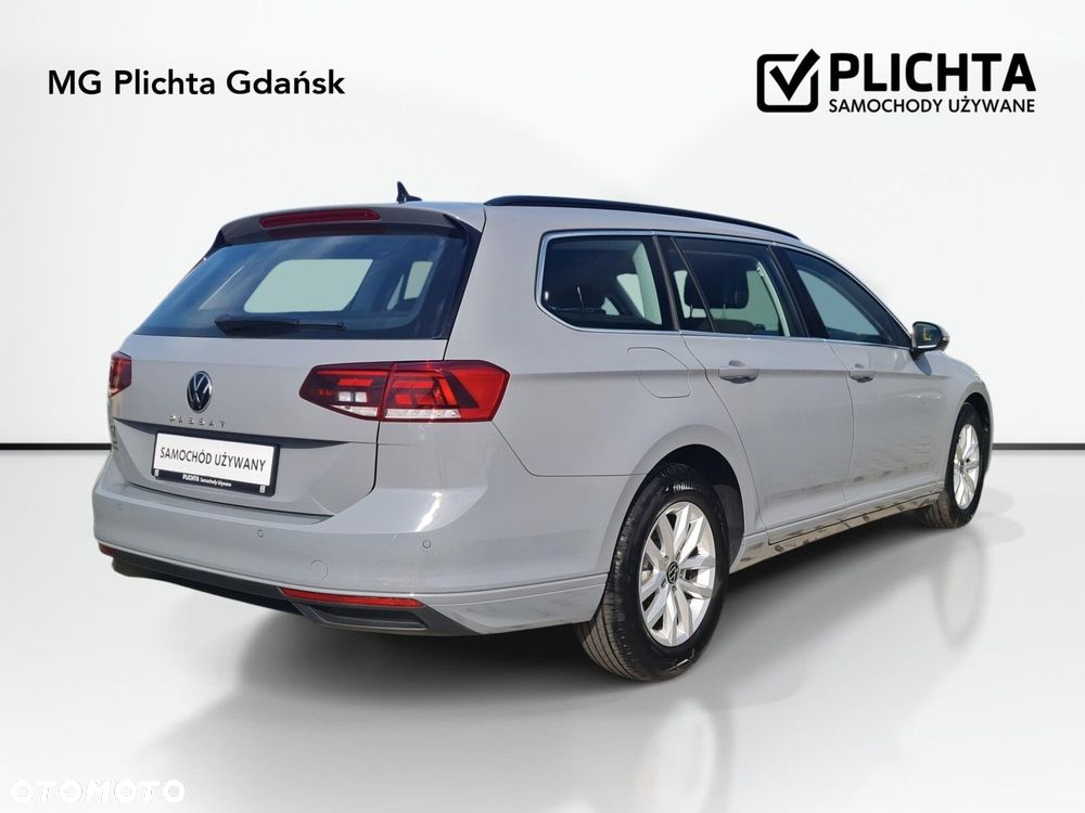 Volkswagen Passat - 6