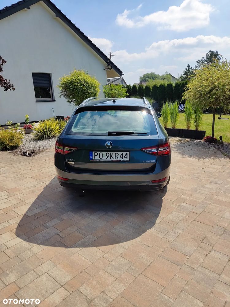 Skoda Superb 1.5 TSI Active - 10
