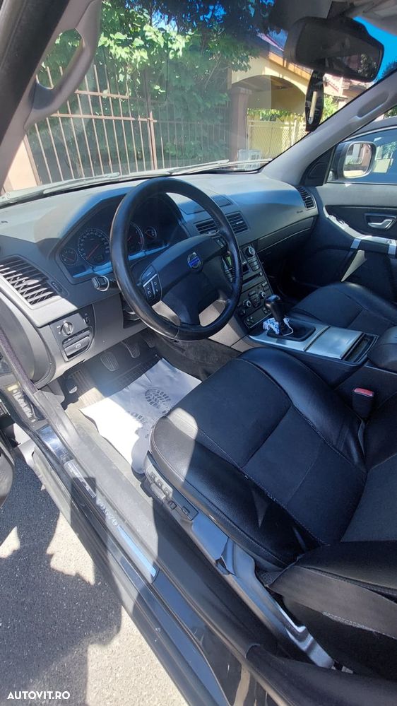 Volvo XC 90 D5 Momentum - 5