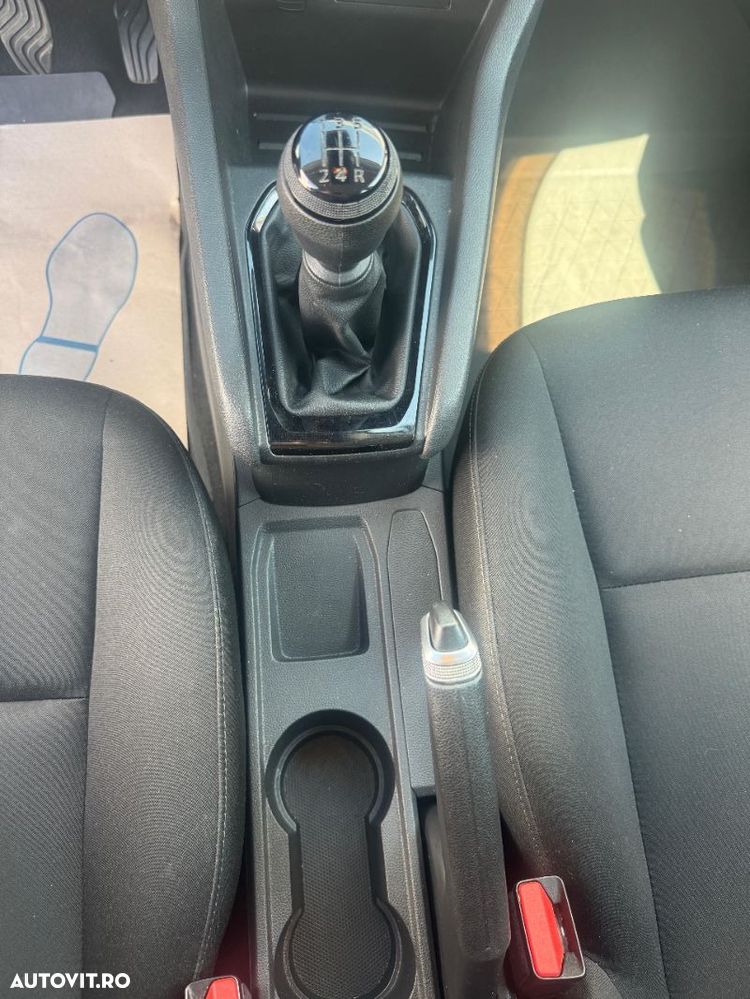 Renault Clio - 25