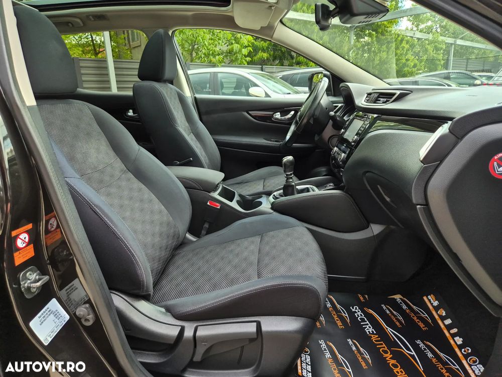 Nissan Qashqai 1.5 DCI Start/Stop Tekna - 14