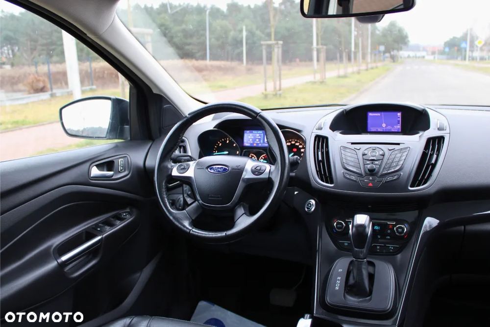 Ford Kuga 2.0 TDCi 4x4 Titanium - 28