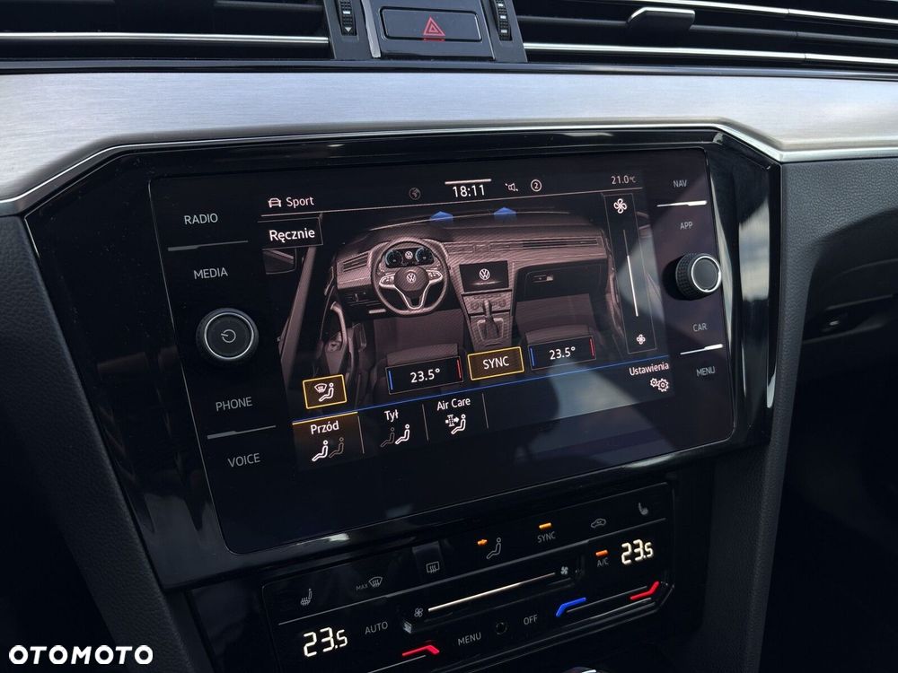 Volkswagen Passat - 21