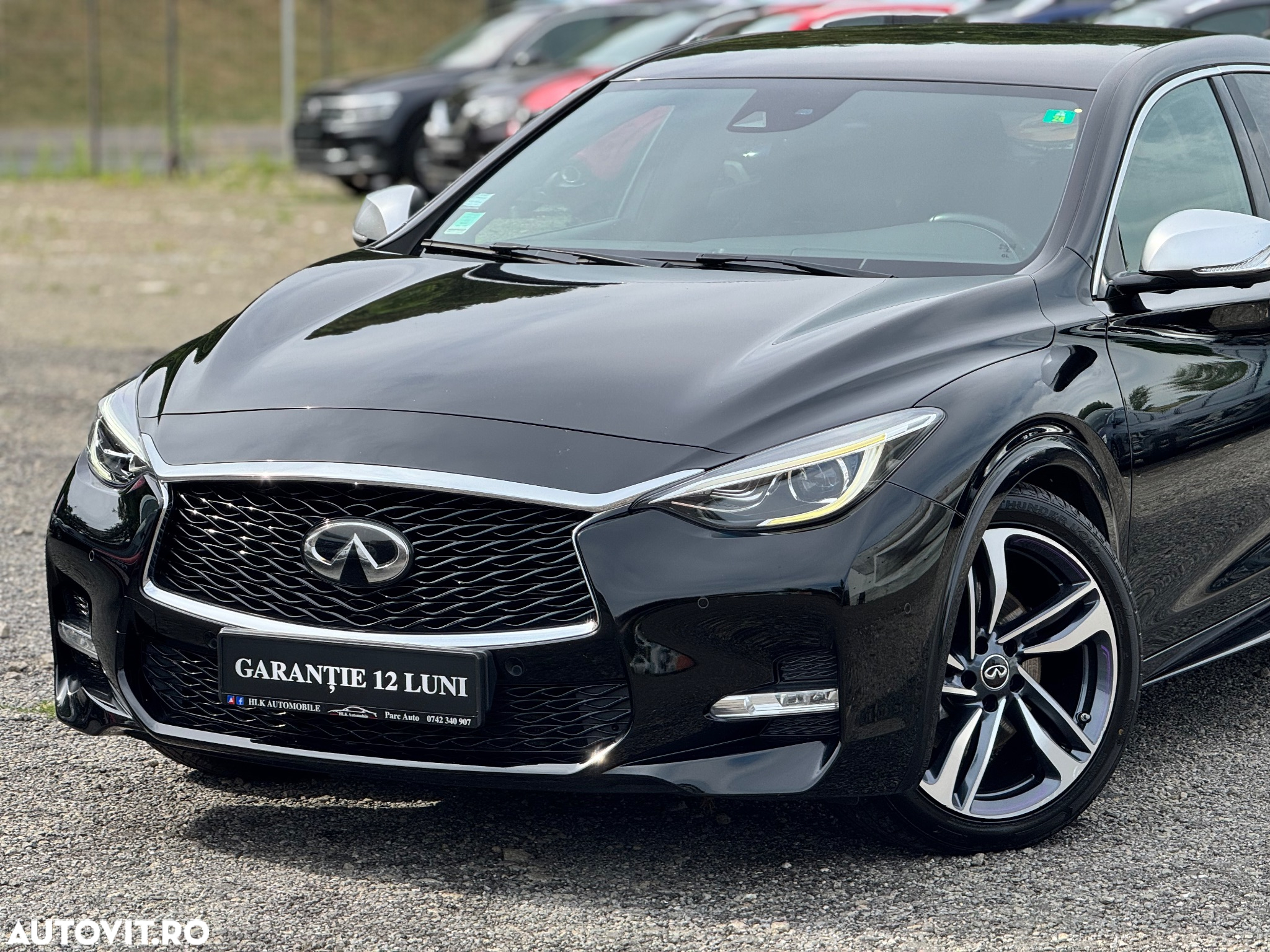 Infiniti Q30 2.2d DCT Sport City Black - 10