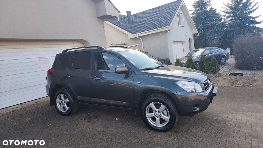 Toyota RAV4 2.0 4x4 Automatik Executive - 7