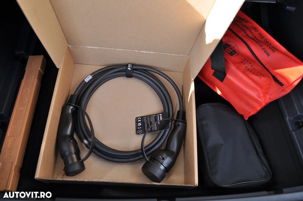 Geely Starray EM-i 1.5 1DHT PHEV Max - 40