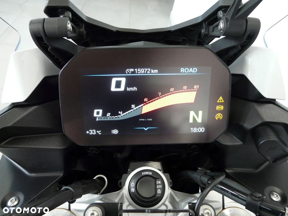 BMW XR - 16