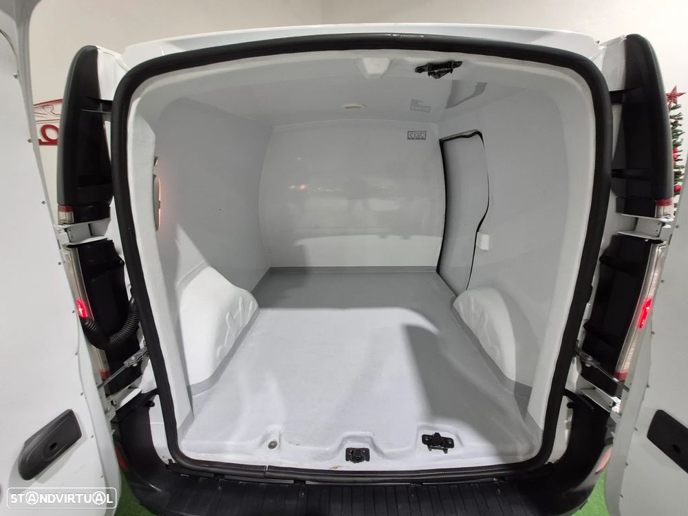 Renault Kangoo - FIBRADA - 110.000KM - 2019 | GARANTIA | NACIONAL - 7