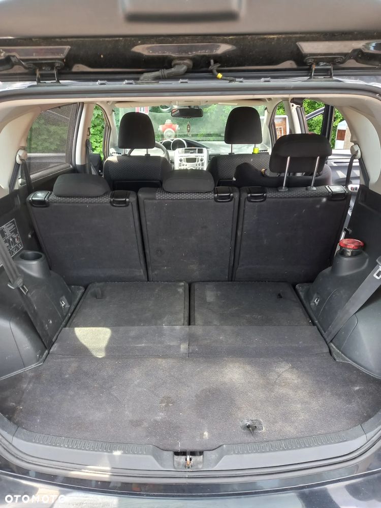 Toyota Verso - 7
