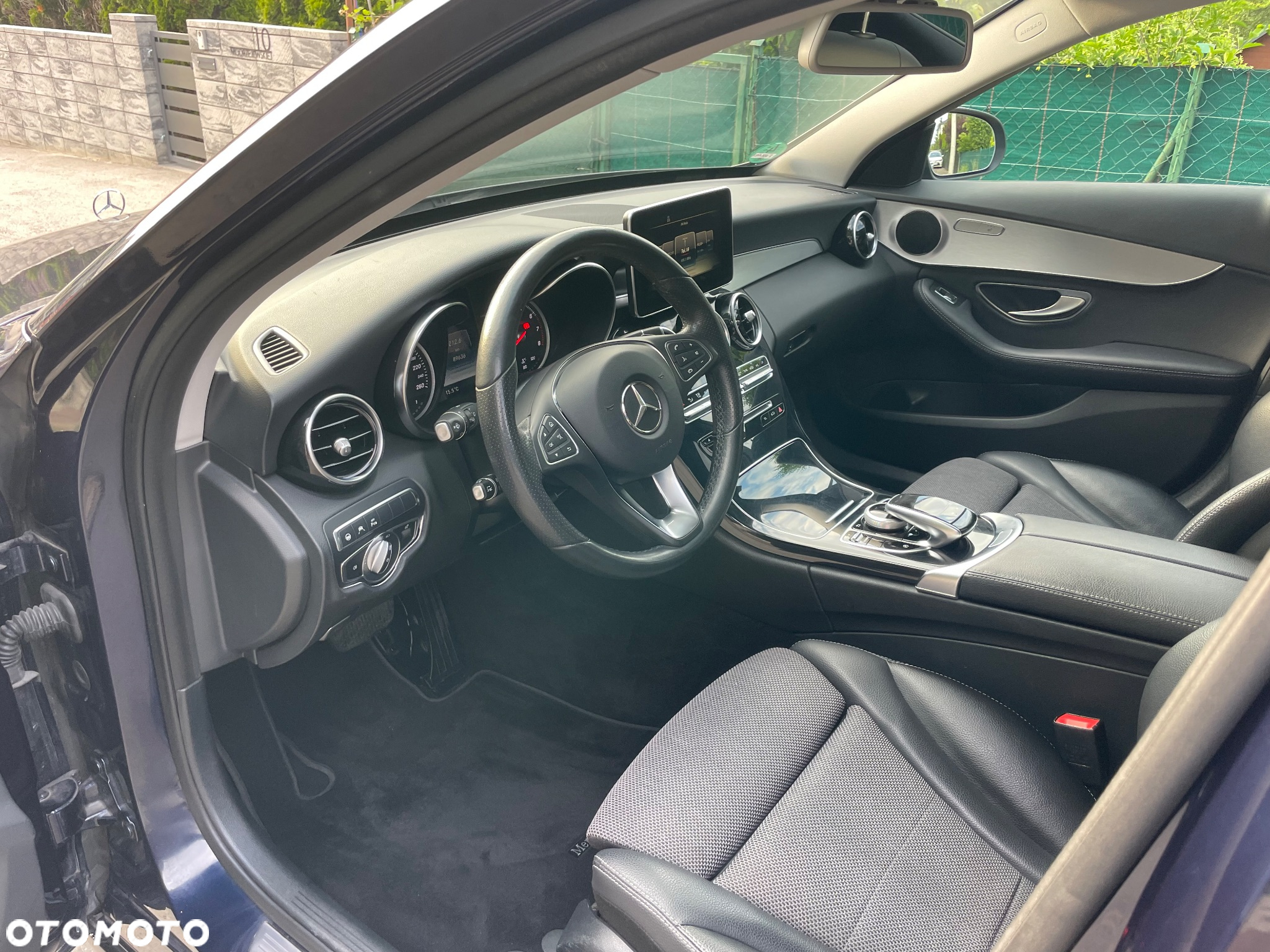 Mercedes-Benz Klasa C 200 9G-TRONIC - 9