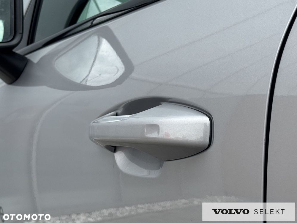 Volvo XC 40 - 40