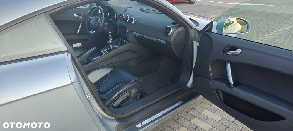 Audi TT Coupé 2.0 TDI Quattro - 10