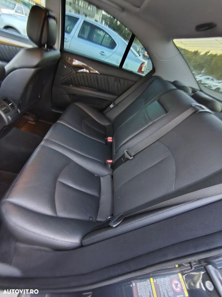 Mercedes-Benz E - 13
