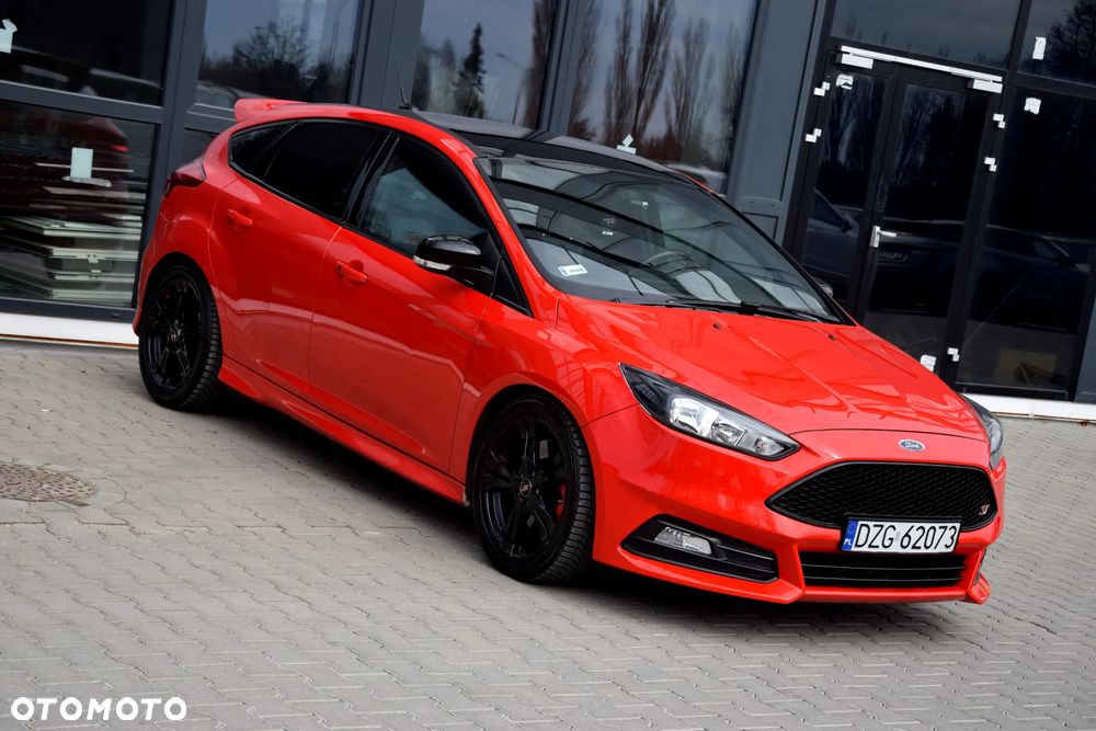 Ford Focus ST - 2