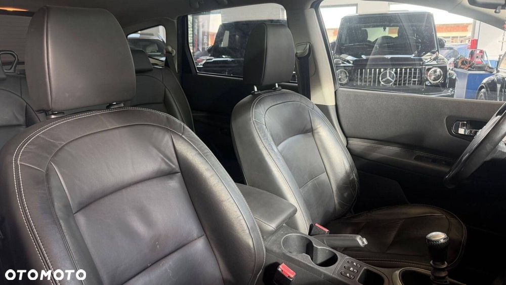 Nissan Qashqai+2 - 16