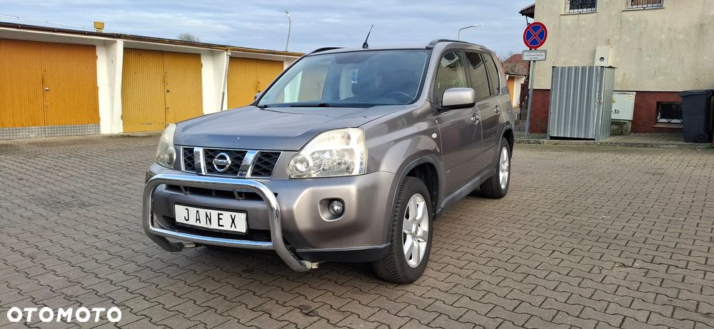 Nissan X-Trail 2.0 dCi 4x4 DPF Automatik Platinum - 1