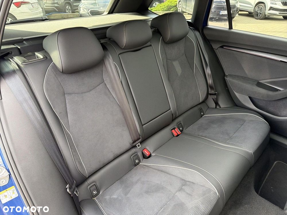 Skoda Superb 2.0 TDI SCR 4x4 Sportline DSG - 20