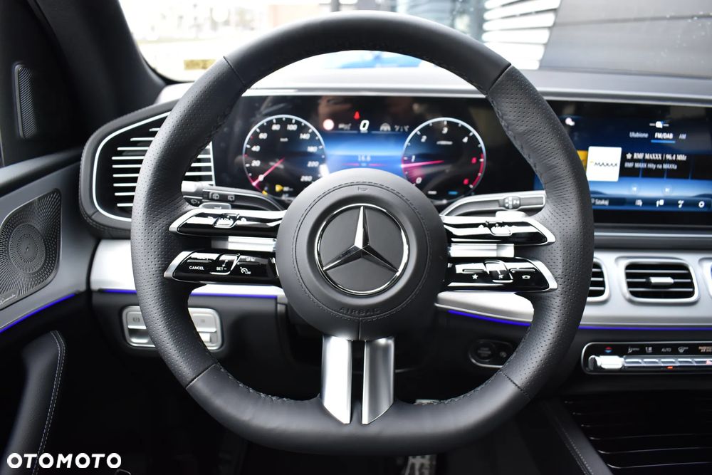 Mercedes-Benz GLE 300 d 4Matic 9G-TRONIC AMG Line Advanced Plus - 16