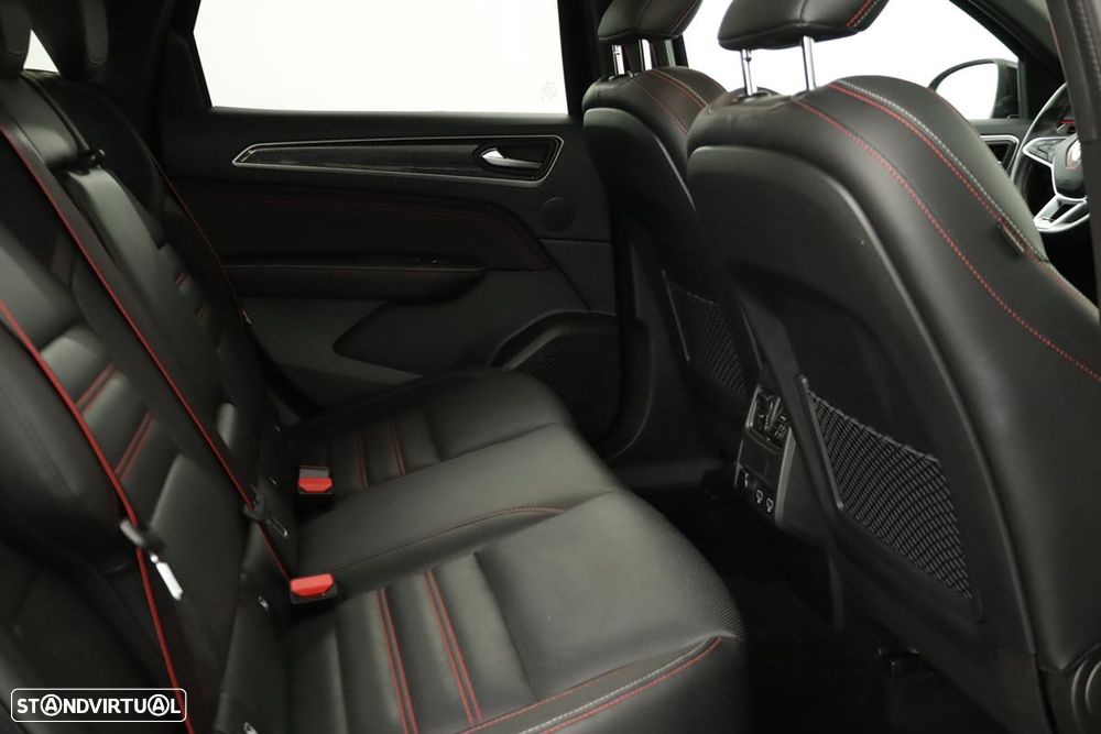 Renault Arkana 1.6 E-Tech R.S.Line - 24