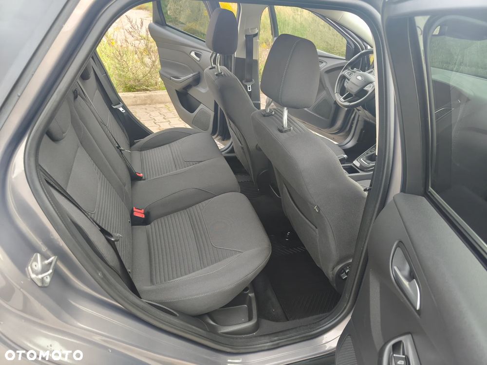 Ford Focus 1.5 TDCi DPF Start-Stopp-System Titanium - 23
