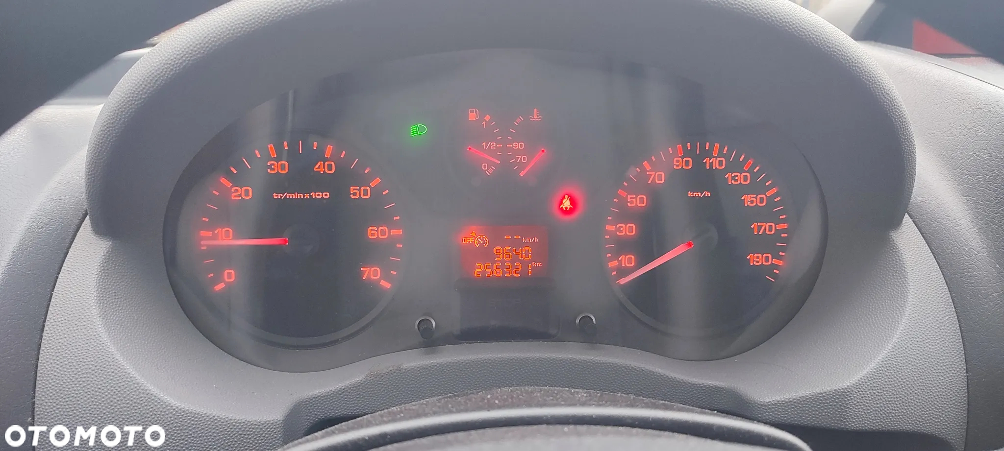 Peugeot Expert - 16
