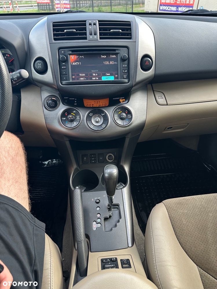 Toyota RAV4 2.0 VVT-i Premium MS - 10