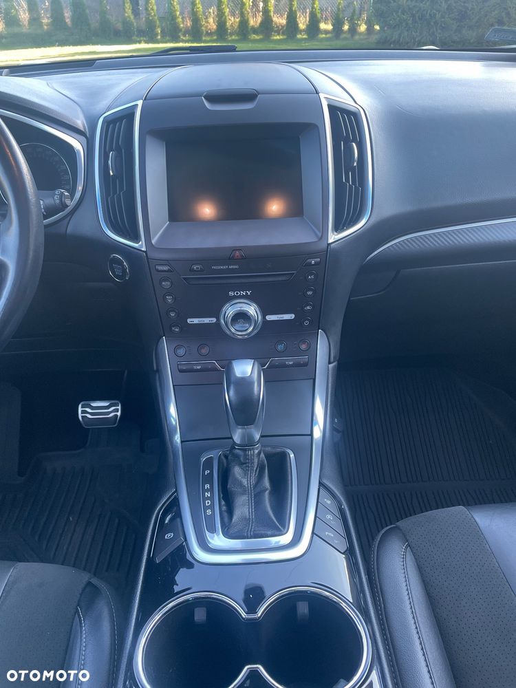 Ford Edge 2.0 TDCi Twin-Turbo 4WD ST-Line - 18